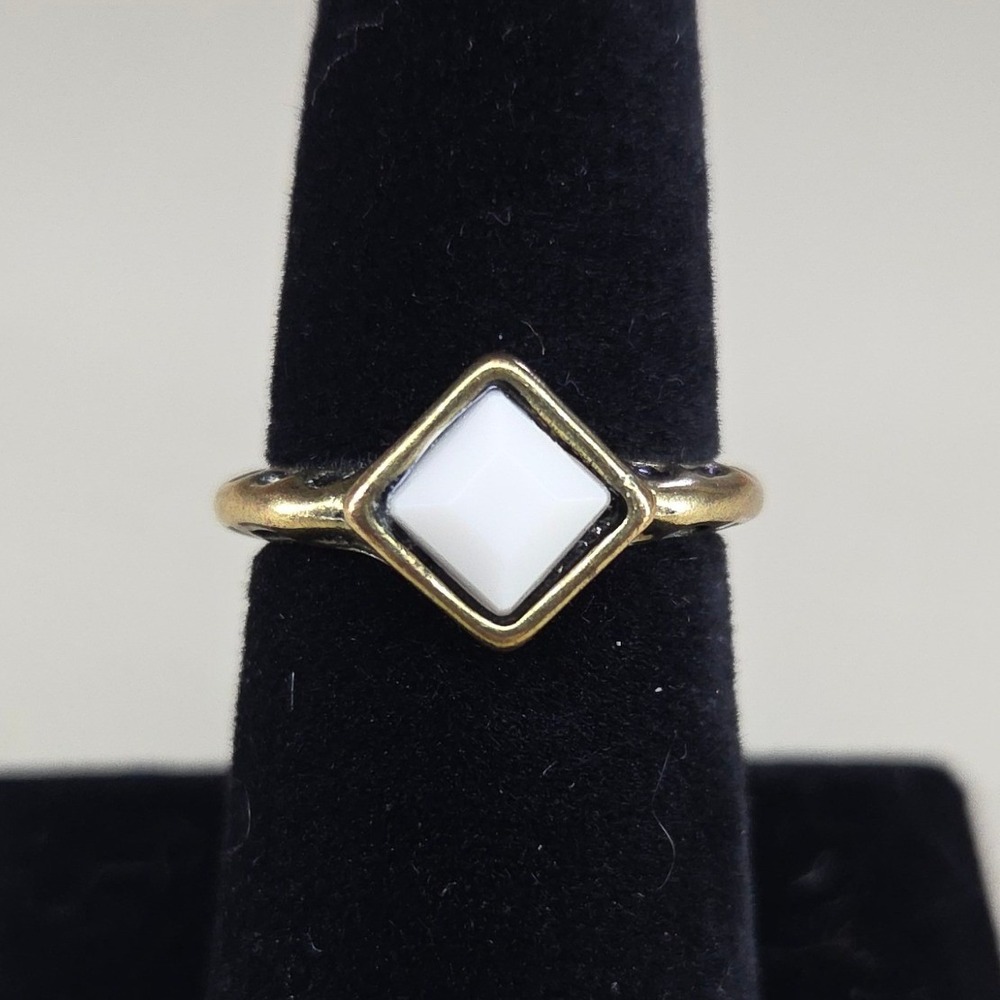 Vintage Brass Tone Square White Resin Geometric Ring Size 7.5 Boho Minimalist